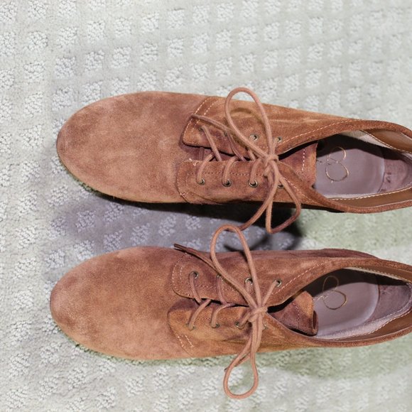 Jessica Simpson Size 7.5M Brown Suede 4.5" Wedge Lift Booties - Picture 2 of 6